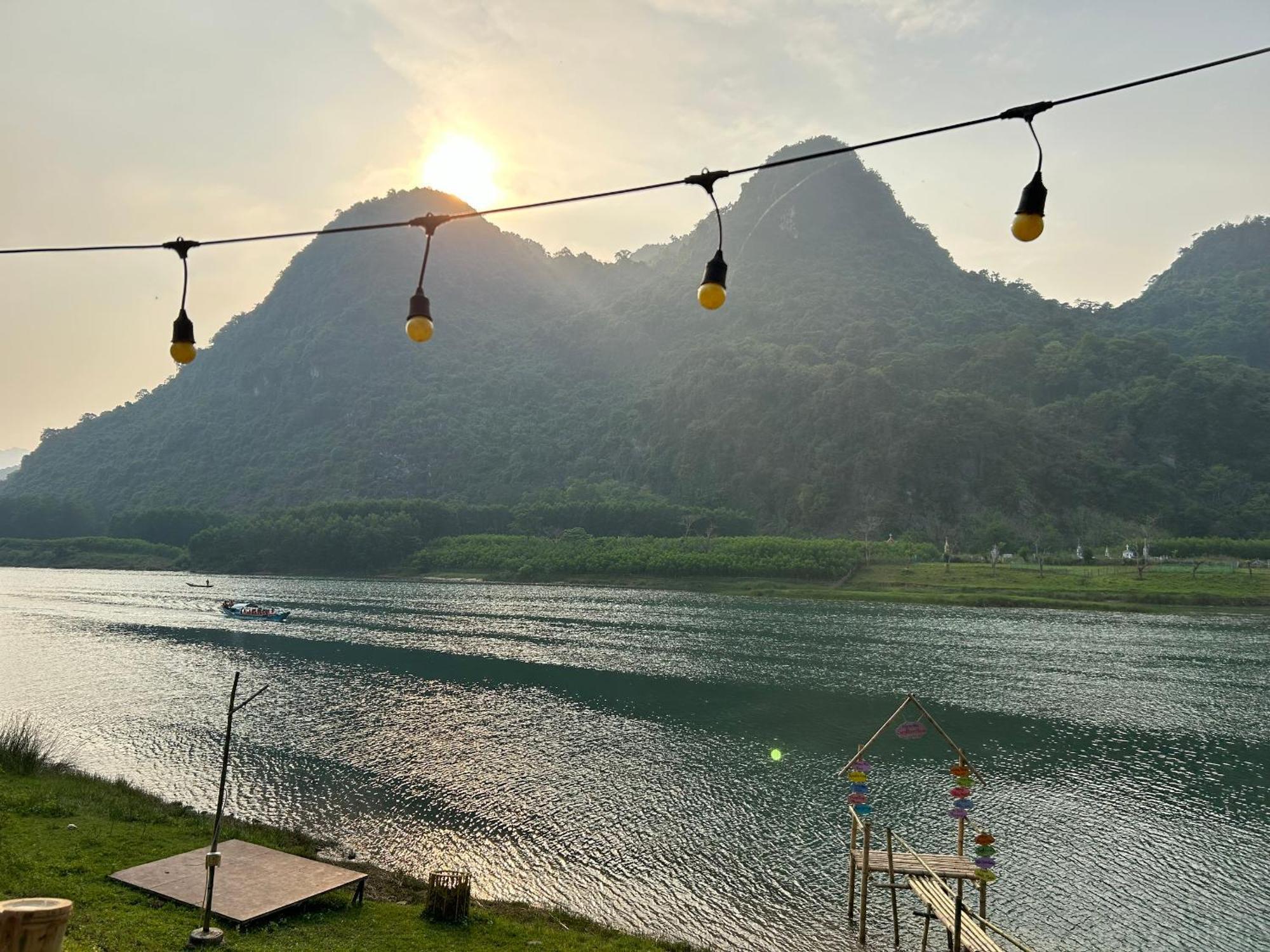 Son River House Phong Nha Esterno foto