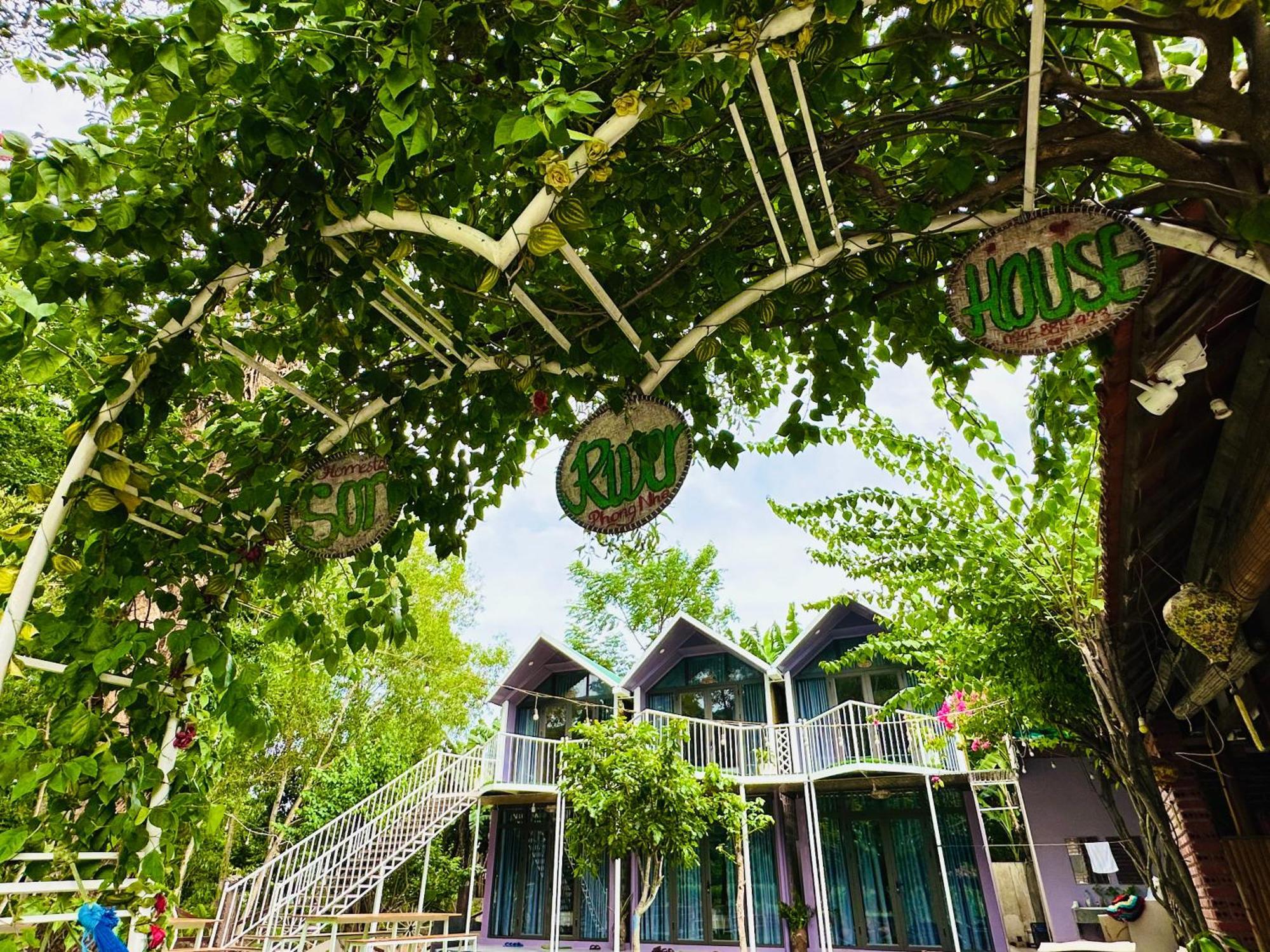 Son River House Phong Nha Esterno foto