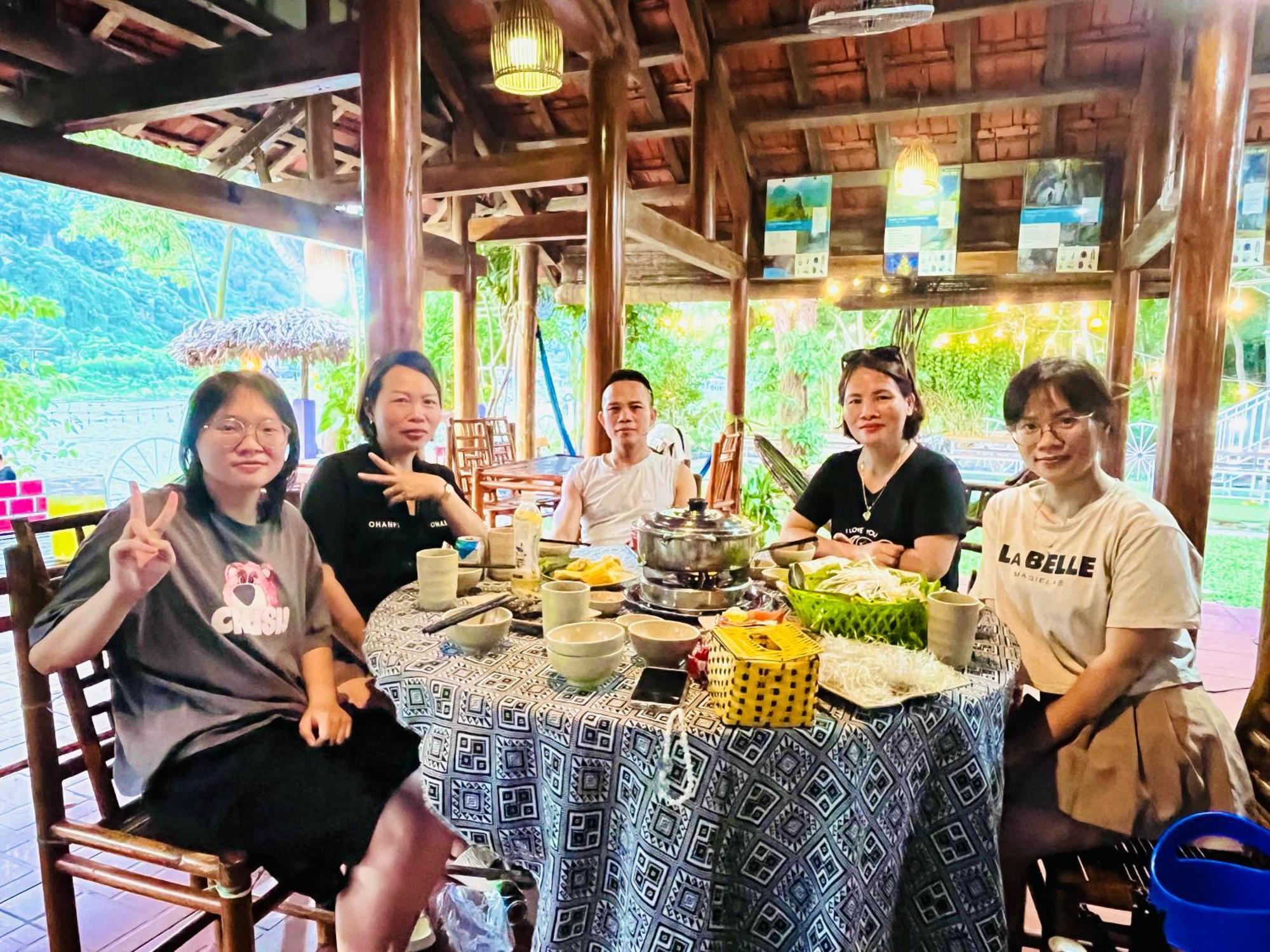 Son River House Phong Nha Esterno foto